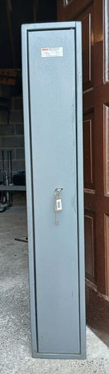 Gun locker