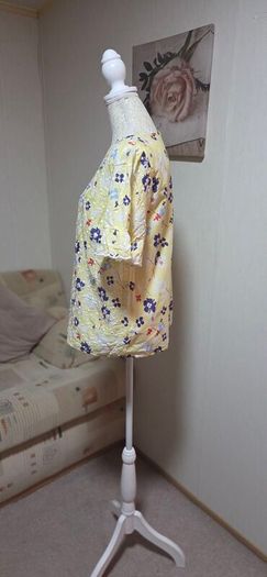 Primark Yellow Floral Broderie Top Size 10 NWT