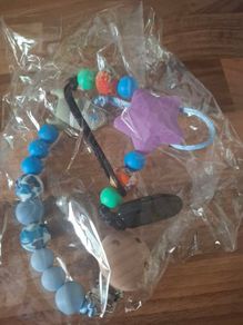 soother clips