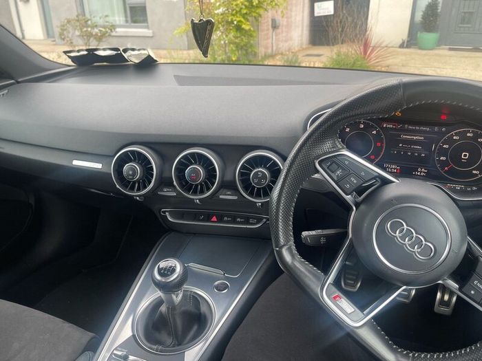 161 Audi TT 2.0 TDI 190bhp S-Line Coupe