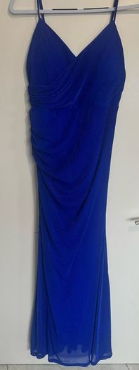 Charms Paris dress with one leg slit