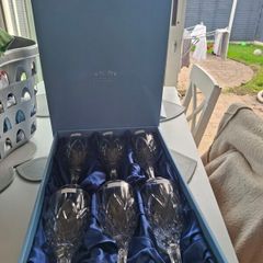 6 Newbridge wine glasses