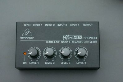 Behringer Mx400