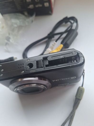 Casio Exilim EX-H5