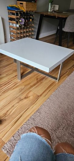 White Coffee table with steel legs