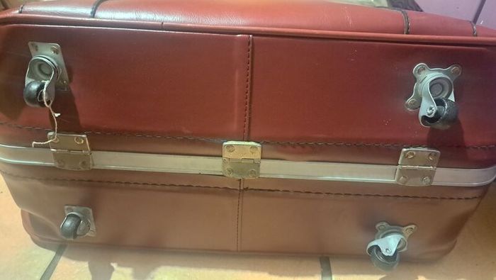 Oxblood red burgundy leather expanding travel suitcase vintage