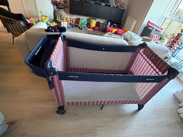 Basinette Mothercare Bassinet cot bed baby