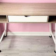 Desk Abbetved