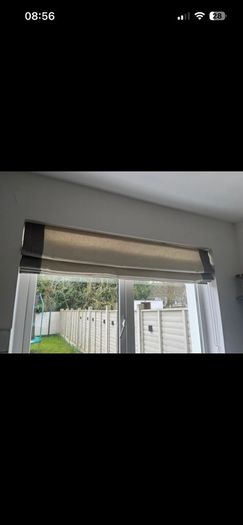 Linen chic Roman blind