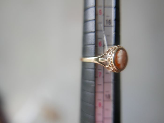 Vintage 9c Yellow Gold 375 Framed Cameo Ring 1,1g