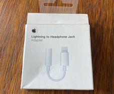 lightning to headphone jack adapter