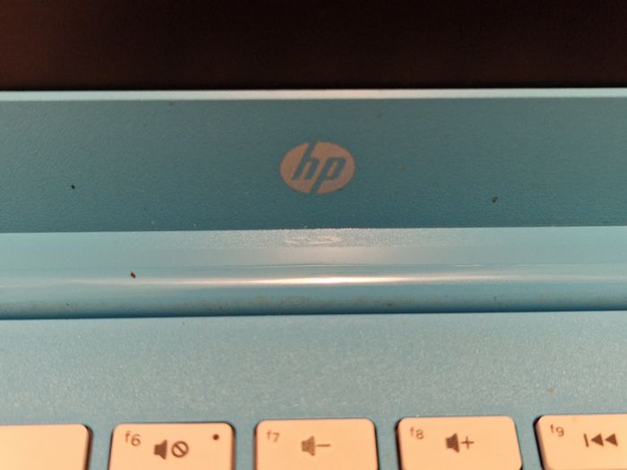 HP Stream, 32GB HDD, 2GB Ram, Windows 10, Blue, in excellent condition