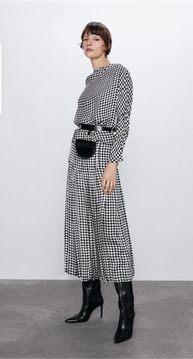 Zara midi black and white box pleated hundstooth skirt XS