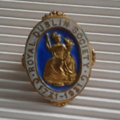 BADGE - Dublin Royal Society - 1731 - 1931- T.Collins