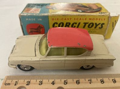 Corgi 234. Ford consul classic /315. With box. 1961/65