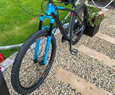 Cube carbon BIke