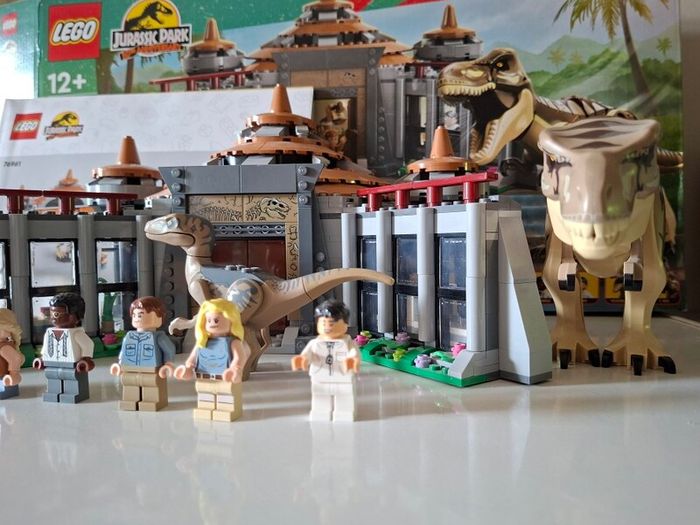 Lego Jurassic Park 76961 (discontinued)