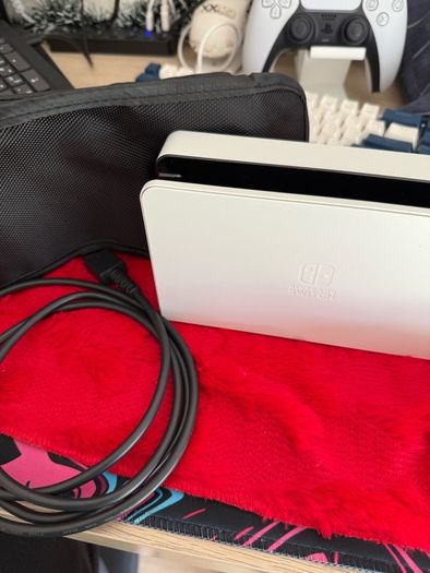 Nintendo Switch OLED Mint Condition Full Bundle (Like New)