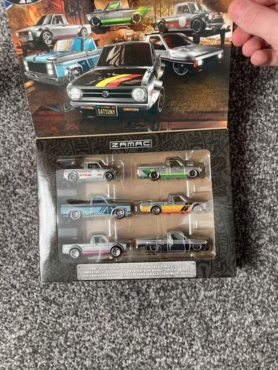 Hot Wheels Zamac Datsun Sunny Collection