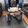 Adults boots Image 3
