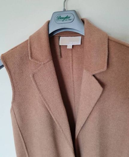 Michael kors belted sleeveless waistcoat Size medium tan wool In excellent condition