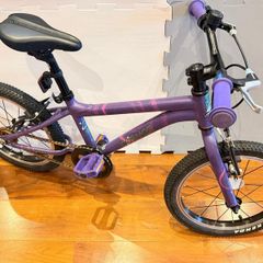 Bike - Carrera Cosmos 16" Kids + Stabilisers