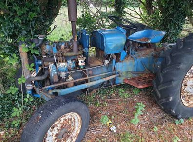fordson dexta