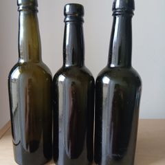 Lot of 3 vintage Guinness bottles