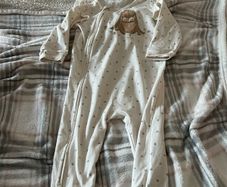 Girls new sleeping suit 9/12 mths