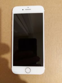 Apple Iphone 7, Rose Gold, Model A1778, not powering on, for parts or repair, excellent cosmetic condition