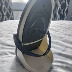 Iron holder