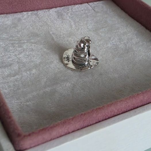 Pandora Harry Potter sorting hat charm very good condition hallmarked