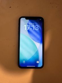 iPhone 11 - 64GB - Amazing Condition - Unlocked