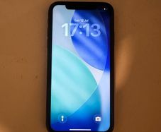 iPhone 11 - 64GB - Amazing Condition - Unlocked