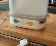 Bottle steriliser
