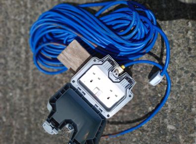 Heavy-Duty Waterproof Outdoor Extension Lead Double IP66 Socket