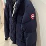 Authentic Canada Goose down jacket, like new!!! Image 5