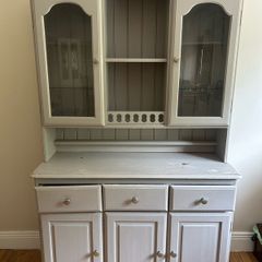 vintage  dresser