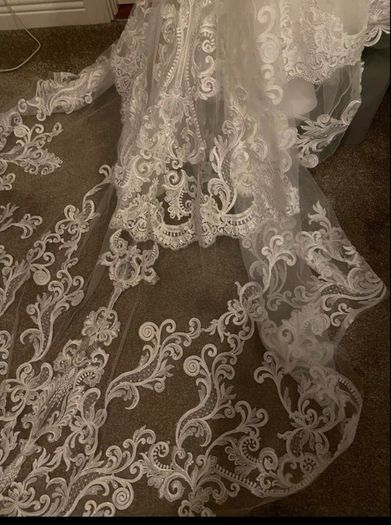 Ivory wedding Dress , Size  16