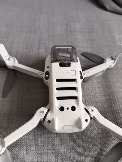 DJI Mini SE drone