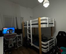 bunk bed