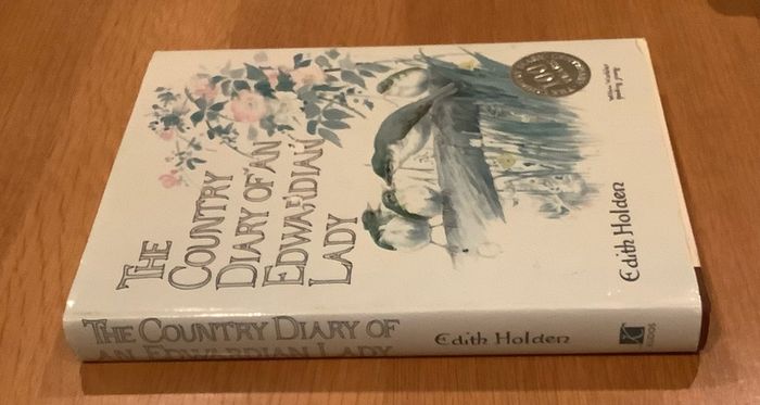 The Country Diary of an Edwardian Lady by Edith Holden