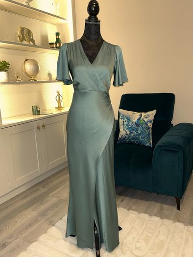 Stunning Ladies Forever New Maxi Dress. Size UK 6 / EU 34
