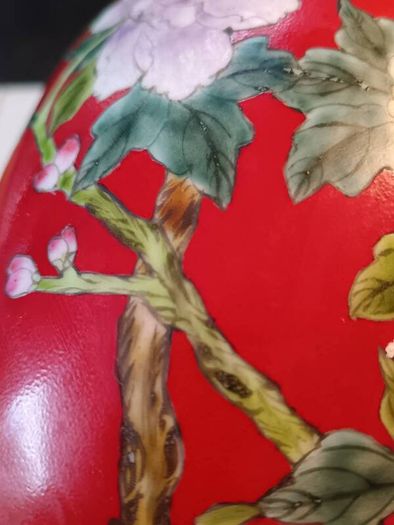 8" Pair of Shende Tang Hand painted Chinese Vintage Vases