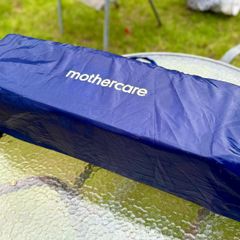 Kid travel cot