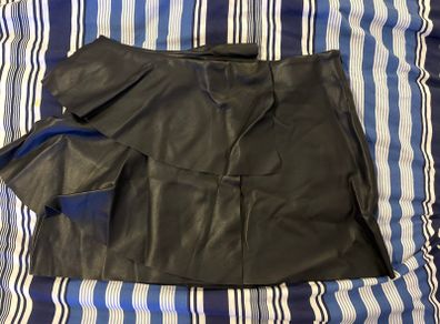 Zara womens partially ruffled faux leather mini skirt brand new with tags