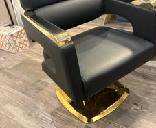 Hairdresser chair
