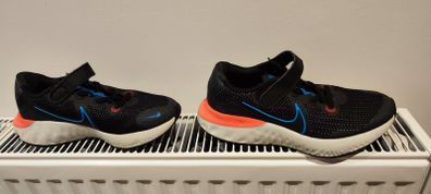 Nike runners girls UK 2