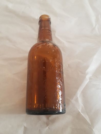 kilarney mineral water company bottle ,very good condition,,collectors item, buyer collects or pays postage  .thank you,