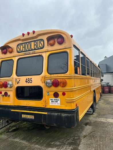 Fully Equipped American School Bus  Static Food/B
